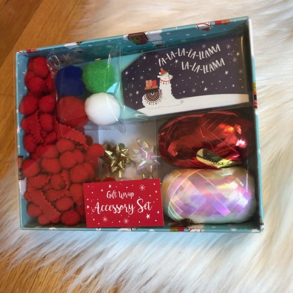 Llama Themed Gift Wrap Accessory Set
